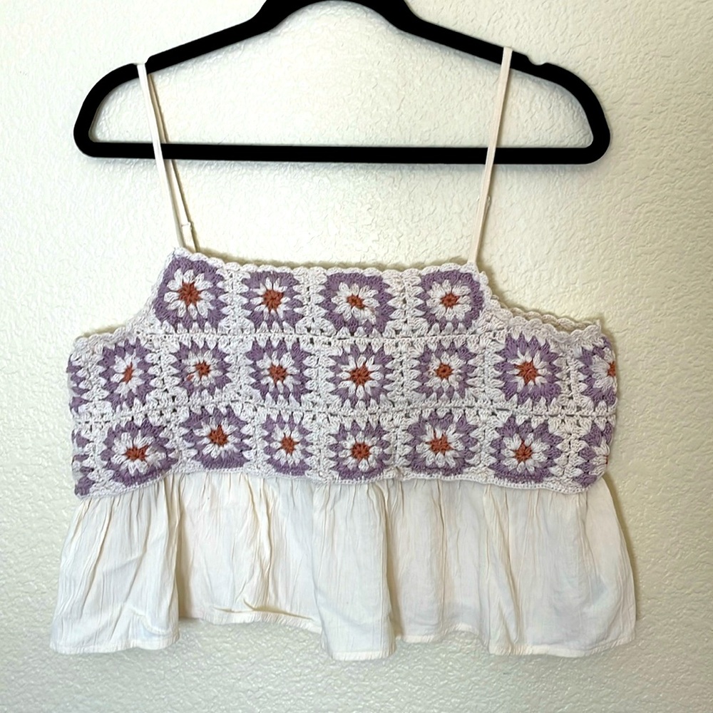 lucky brand crochet tank - size l
